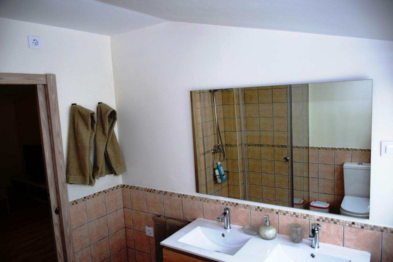 Ferienwohnung O Mencer Do Camino Cee Exterior foto